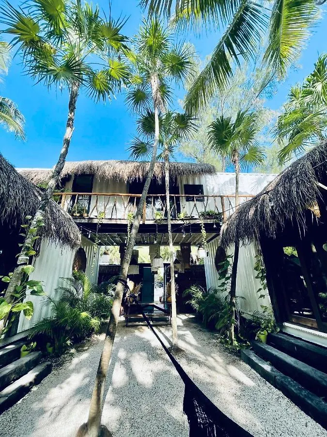 Hotel Pal Mar Glamtainer Tulum