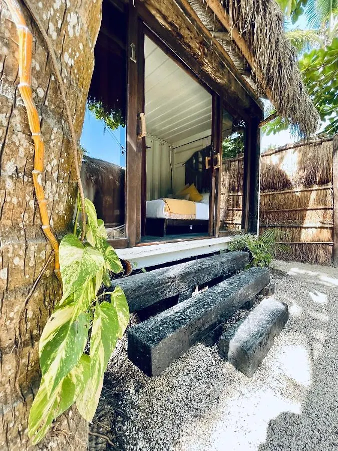 Hotel Pal Mar Glamtainer Tulum Mexique