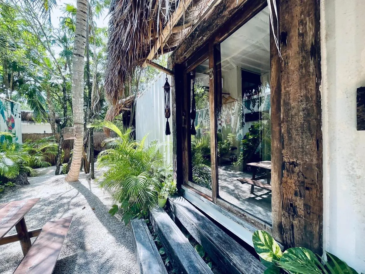 Hotel Pal Mar Glamtainer Tulum