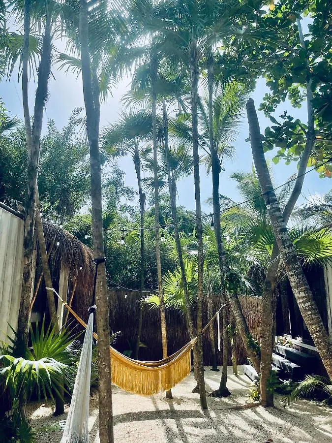 Hotel Pal Mar Glamtainer Tulum
